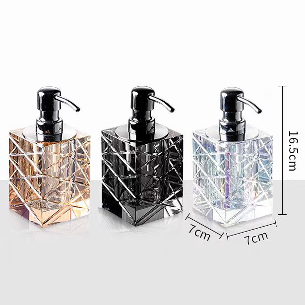 Moderner Minimalistischer Kris – Luxury Skincare Containers Bewertung und Preis